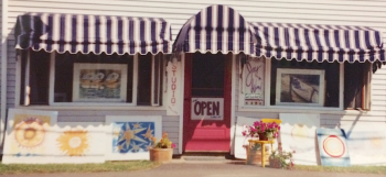 Joy to the Wind Gallery, July 9,1999 … opening day! Courtesy of Lynne and John Seitzer