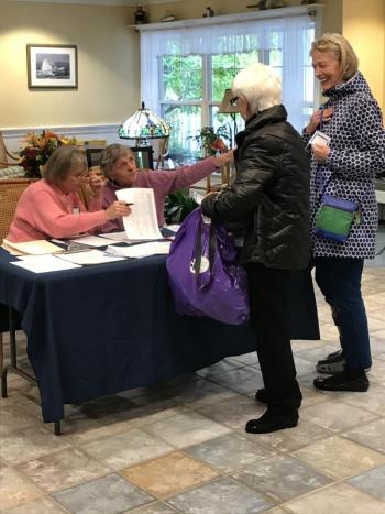 Judy Boyes, left, and Carol Ostermann at the registration table. KELLIE BIGOS/Boothbay Register