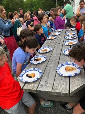 Kids get ready for the pie eating contest. JENNY BENNETT/Boothbay Register