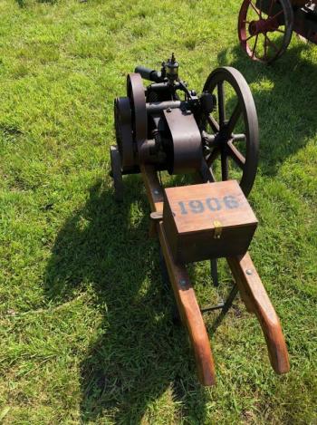 This engine, on display at the Maine Antique Power Association meet, dates to 1906. Doug Kimball, the association’s president, said “anything before 1910 is early.” Railway Village, engines, mechanics, Maine Antique Power Association