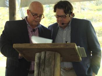 Thomaston Auction Place Galleries auctioneers John Buttero, left, and Kaja Veilleux conduct the Aug. 8 auction which was the BRLT’s largest fundraiser ever. BILL PEARSON/Boothbay Register