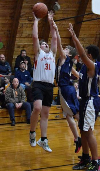 Mason Clark netted six points for Wiscasset Middle in the first half. PHIL DI VECE/Wiscasset Newspaper