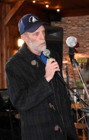 Scott Edwards sings “Cat’s in the Cradle.” LISA KRISTOFF/Boothbay Register