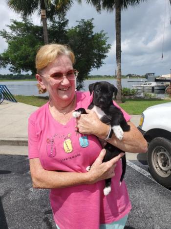 Gimbel’s friend Virginia Pearson of Grateful Golden Retrievers of the Low Country poses with Casey. Courtesy photo