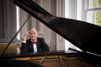 Livingston Taylor takes the Opera House stage Sept. 11. The show is sold out, but a waiting list has begun. Courtesy of Cathy Sherrill Livingston Taylor