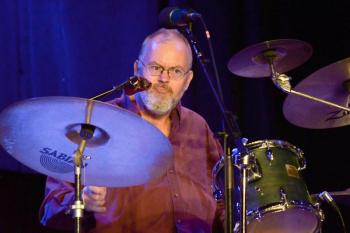 Drummer Dicky-Do Hollis. Peter Southwick photo Dickie Hollis The Boneheads - Peter Southwick photo
