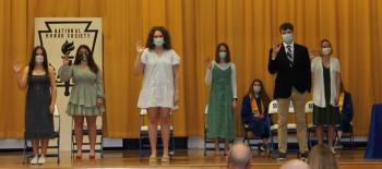 Taking the National Honor Society oath are the new members at Boothbay Region High School. From left are Emerson Harris, Della Hahn, Jaelyn Crocker, Grace Campbell, Lucas Hardwick and Emily Echols. Paulette Carter photo