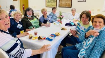 The Kitchen Crew out of the kitchen, from left: Jane Mulholland, Maren Fischer, Irene Fowle, Carole McCarthy, Melanie Groneng, Paula Endicott, Susan Stapleton and Social Chair, Linda Clapp. Courtesy of St. Andrews Auxiliary