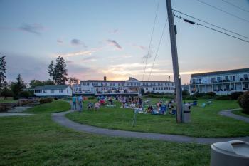 Movie night at Newagen Seaside Inn. Erin Stodder Photography