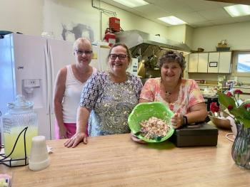 From left, volunteers Audrey Wilkick, Elaine Walsh and Donna Leonard organized this year’s church luncheon. ISABELLE CURTIS/Boothbay Register