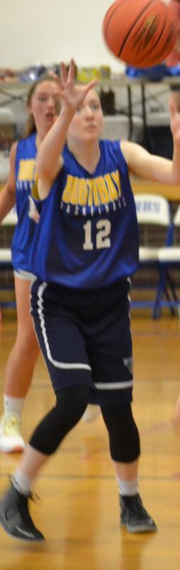 Lady Seahawk Maddie Orchard makes a pass July 30 versus Camden Hills. BILL PEARSON/Boothbay Register