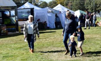 The Andrews family checks out the scene. LISA KRISTOFF/Boothbay Register