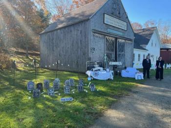 The Bayside Inn entry. Courtesy of BRVM/Kate Rice and Bob Crink