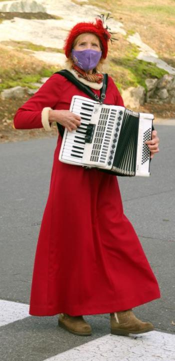 Alina Blakesley played holiday tunes in 2020. File photo
