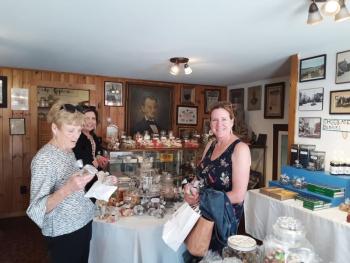 Summer visitors to the area shop at Orne’s. JANE CARPENTER/Boothbay Register