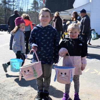 These two Boothbay Harbor egg hunters are Emmitt Blair and Avery Mae, children of Zach Ronan and Marissa Doss. LISA KRISTOFF/Boothbay Register