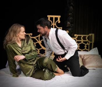 Hamlet (Thomas Daniels) confronts his mother Gertrude (Nanette Frasier) about marrying so soon after his father’s death and choosing his uncle to boot. Courtesy of Heartwood