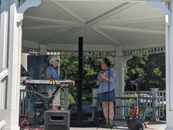Boogie2Shooz. CANDI JONETH/Boothbay Register