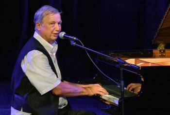 Ragtime master Bob Milne. Aug. 22. Courtesy of the Opera House/BBH