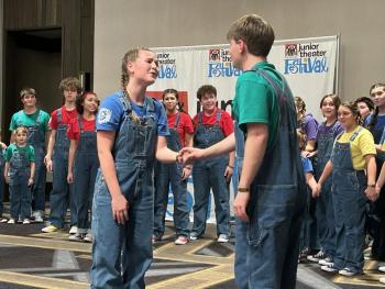 Sophia Mansfield sings Beautiful City as the team watches Jesus (Spencer Pottle) make a difficult decision.