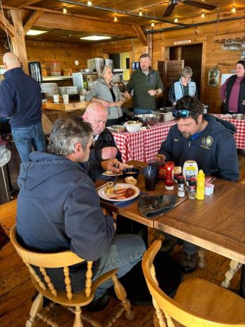 Enjoying the Jan. 8 lunch. Jennie Mitchell photo