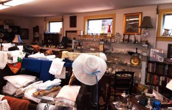 Rooms filled with antiques at ETC. JANE CARPENTER/Boothbay Register