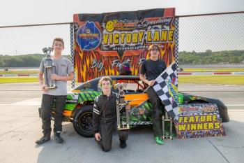 4 Cylinder Pros feature #1, from left: Jack McKee, Jacobee Thacker and Ben Burgess Jasen Dickey Photography
