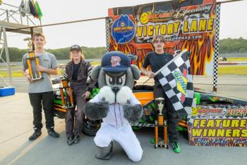 4 Cylinder Pros feature #2, from left: Jack McKee, John Ricci, Slugger the Sea Dog and Ben Burgess Jasen Dickey Photography