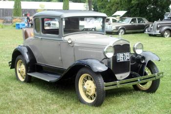 Rumble seat! STEVE EDWARDS/Boothbay Register