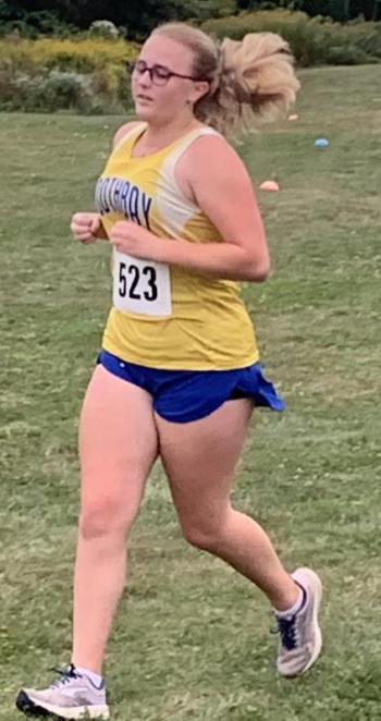 BILL PEARSON/Boothbay Register A girl runner.