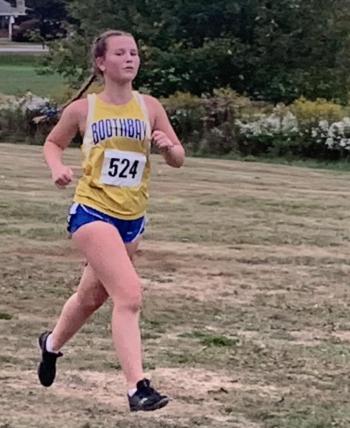 BILL PEARSON/Boothbay Register A girl runner.