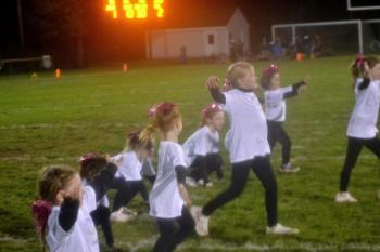 Little cheerleaders