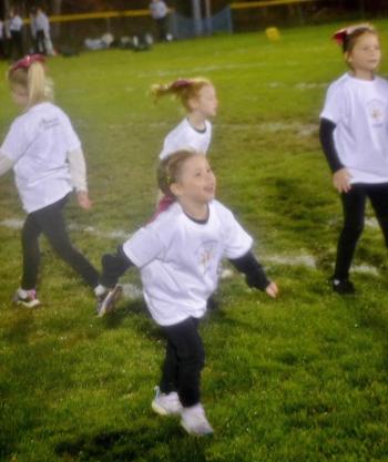 Little cheerleaders