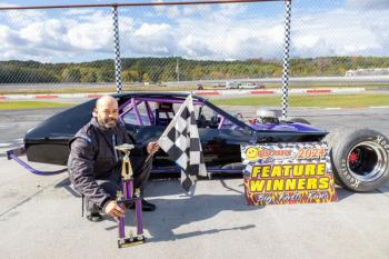 Eddie Hughes scored the WGVR Outlaw win. Jasen Dickey Photography Eddie Hughes