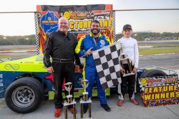 Modified podium, from left: Steve Reno, Adam Chadbourne (champion) and Reed Reno. Jasen Dickey Photography Race winners