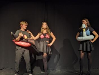 BRHS Drama presents “I Can Do That” CANDI JONETH/Boothbay Register CANDI JONETH/Boothbay Register