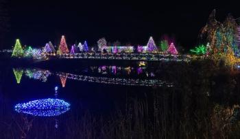 Gardens Aglow. STEVE EDWARDS/Boothbay Register