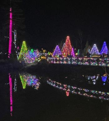 Gardens Aglow. STEVE EDWARDS/Boothbay Register