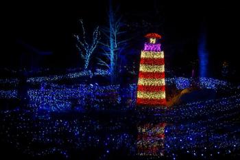 Gardens Aglow. Mike Leonard photo