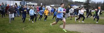 Turkey trot participants.