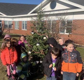 Edgecomb second graders 