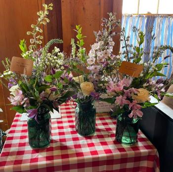 Heidi Fuller of Gracelynn's Flower Truck donated flowers for auction to support the Campbells. FRITZ FREUDENBERGER/Boothbay Register
