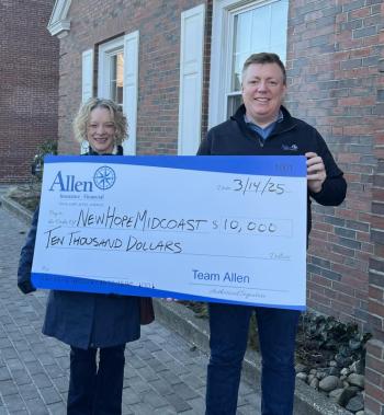 Rebekah Paredes, Exec. Director at New Hope Midcoast and Dan Bookham of Allen Insurance & Financial. Courtesy of New Hope Midcoast