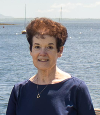 Carol E. Deetjen