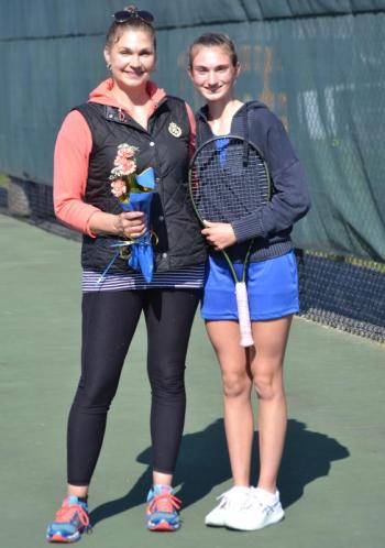 Laura Chapman and her mother, Kristie Chapman. KEVIN BURNHAM/Boothbay Register