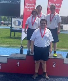 Winning Gold Relay Team