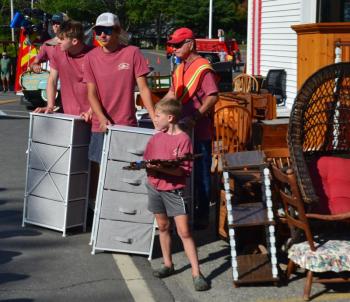 Auction items 
