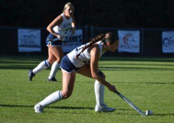 Zuri Smith gets ready to drive the ball to the offensive end of the field. KEVIN BURNHAM/Boothbay Register