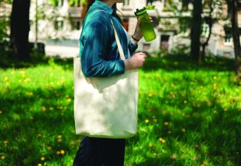 These healthy habits can help individuals start living healthier lifestyles.