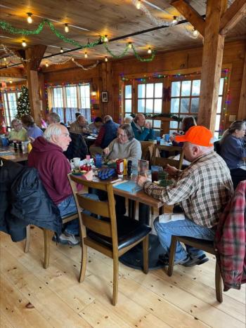 Brady's Monday Community Lunch. Jennie Mitchell photo